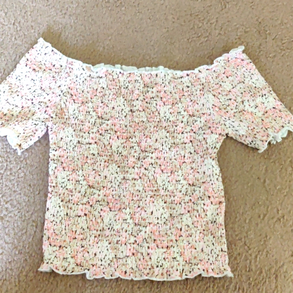 Off Shoulder ruched top